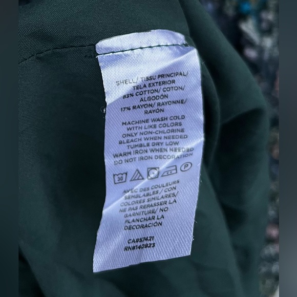 LOFT Floral smocked tie dress - Picture 9 of 9